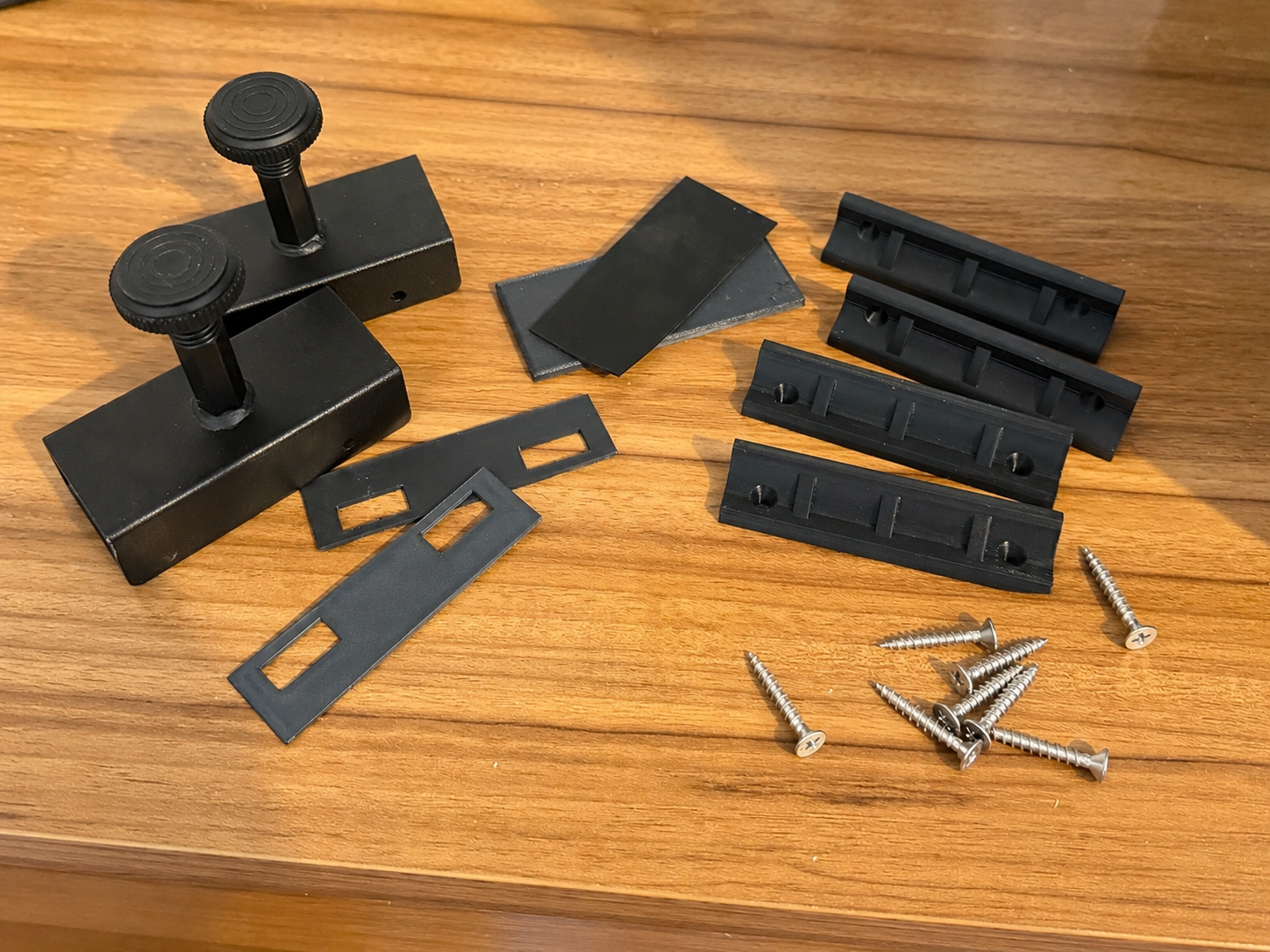 Temporary Wall Set (Timber not included).